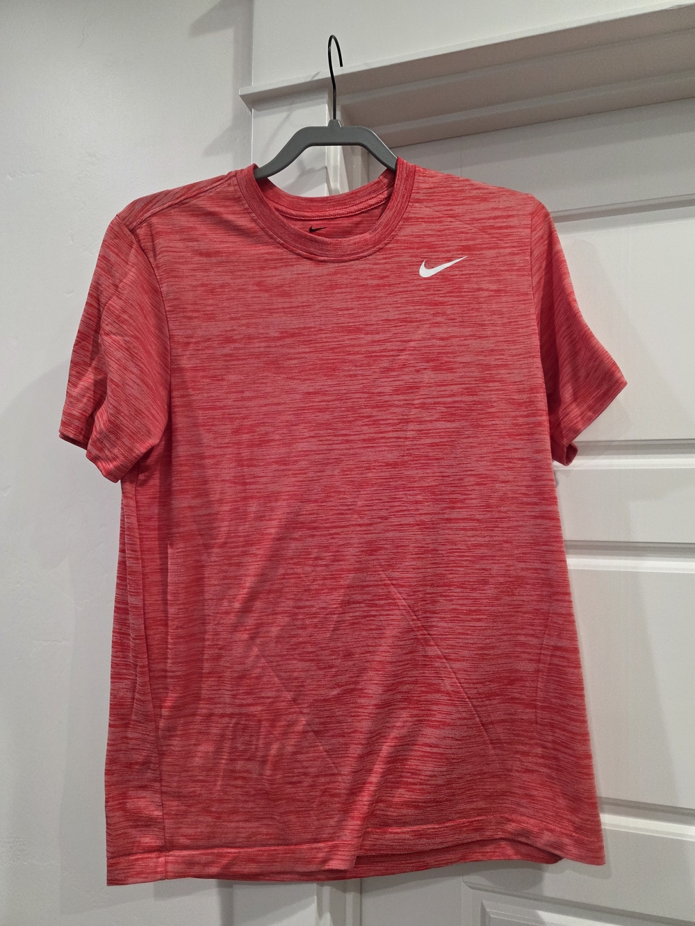Nike Men’s Red Heather Dri-FIT Short Sleeve Performance Tee